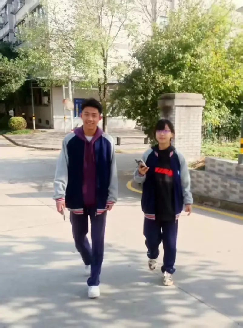 她是我老大