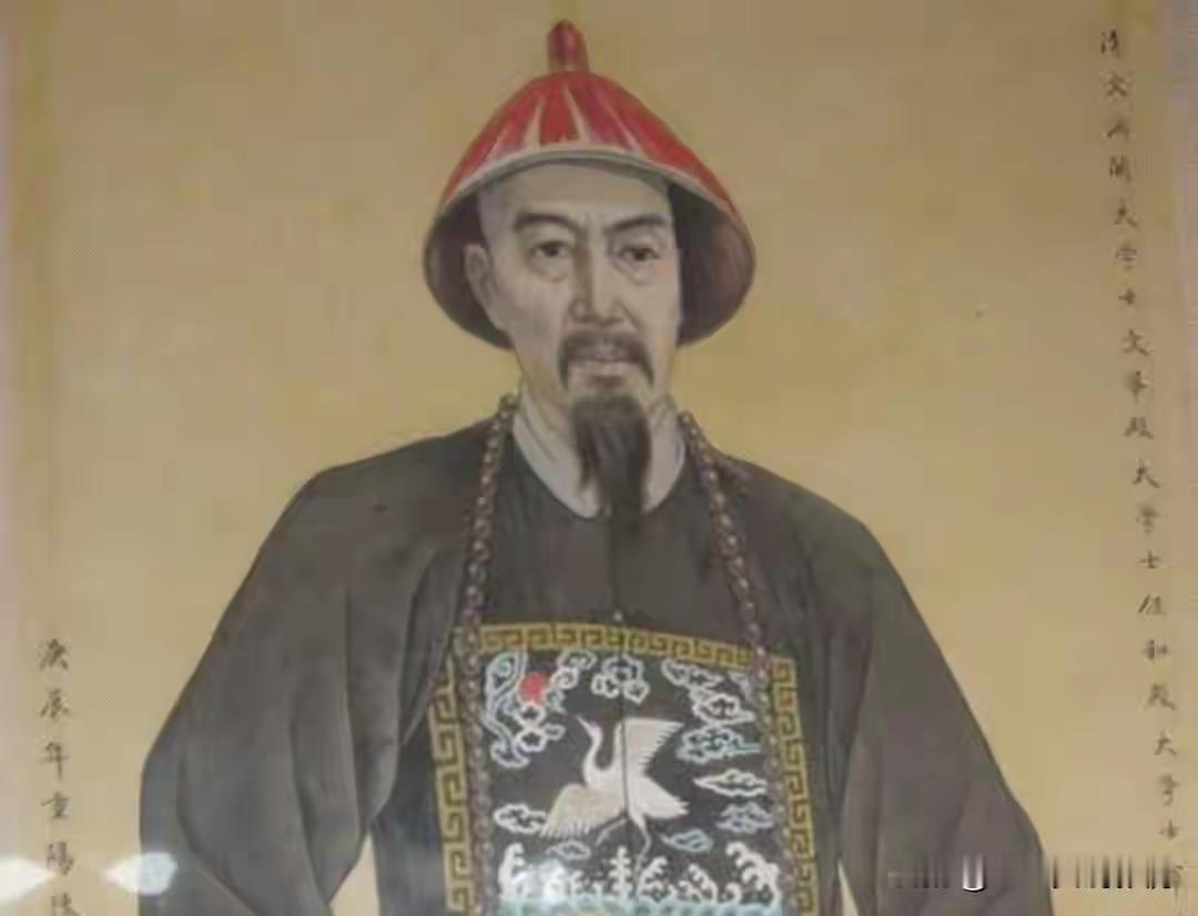 六尺巷：让之有度，和为贵

枫林红叶


张府让三非吝量，

谦怀有度意悠长。