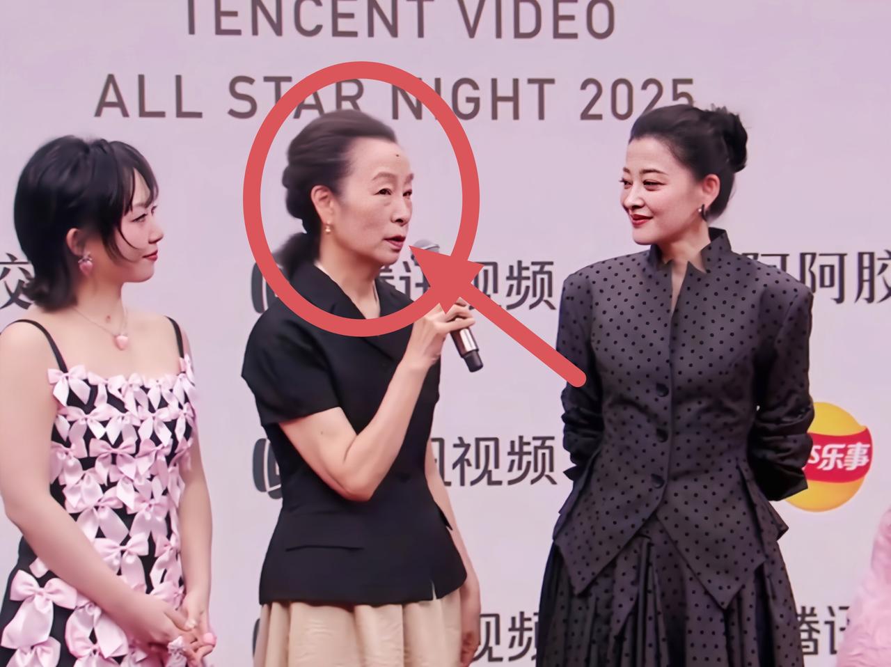 奚美娟坚决不道歉，我认了，
她说自己“问心无愧”，我也忍了，
可真没想到的是，她