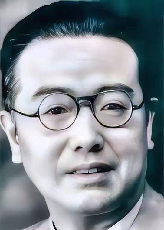 大庆油田发现者谢家荣吞下一整瓶安眠药，在睡梦中离世，第二天，妻子吴镜侬在他身边发