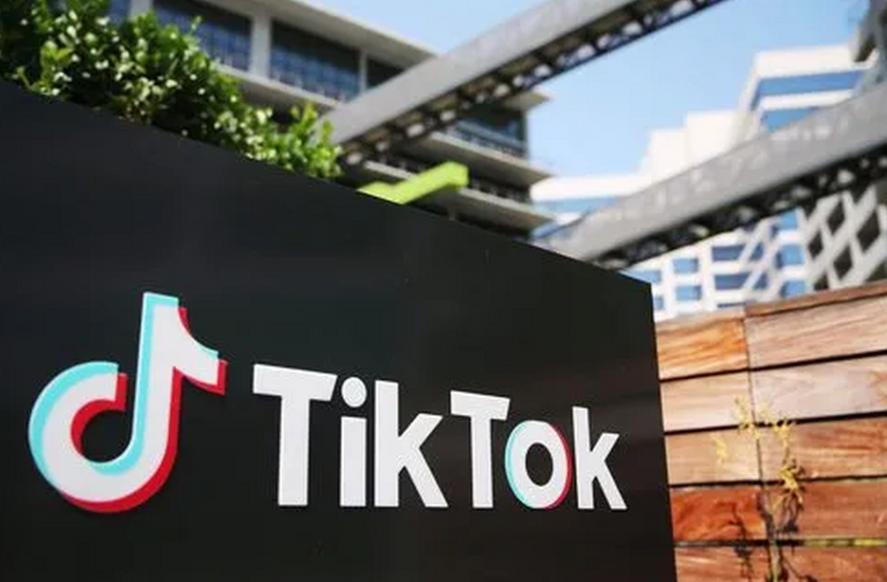 美国为什么一直想要买下TikTok？
 
这事儿得从TikTok在美国的火爆程度