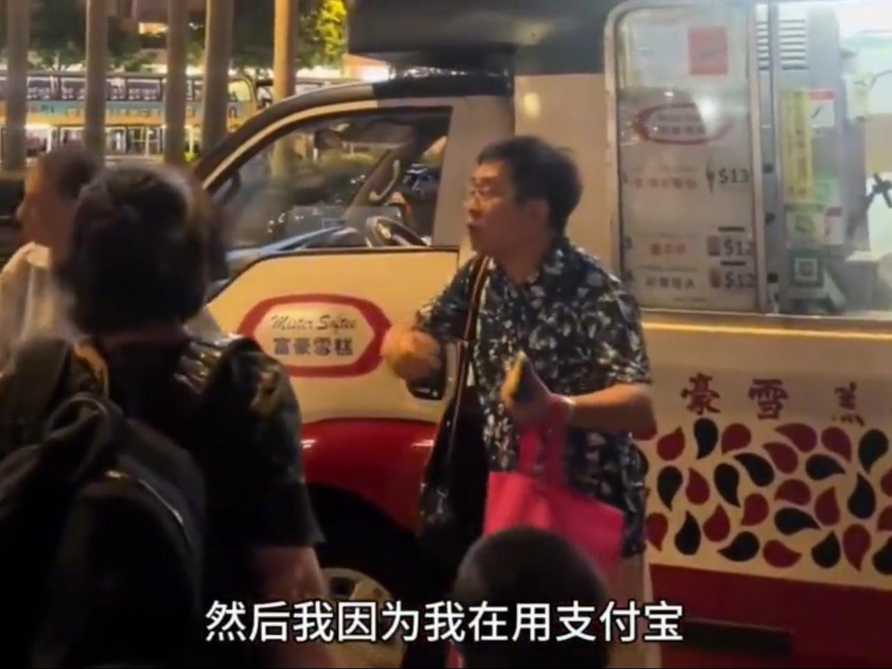 一个两个的，靠投机取巧解决不了问题。用支付宝被说成了白痴，最基层的工作人员骨子里