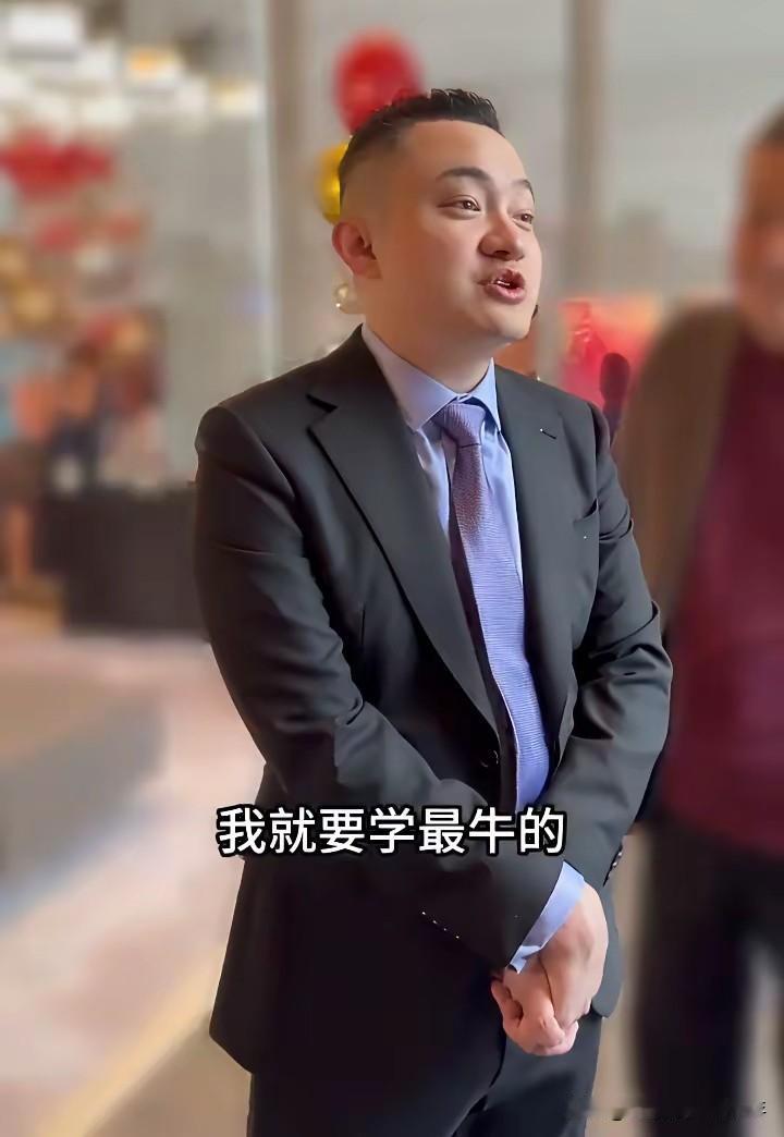 再怎么讨厌孙割，我觉得关于他的这两点儿猜测都是不属实的。

一是景美给他磨了一个