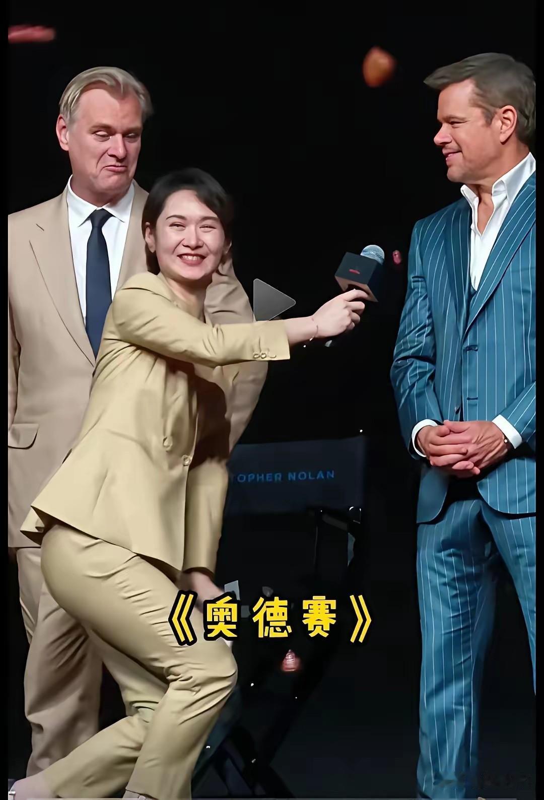 这像什么样子，上海电视台陈璇采访外籍人员，这些人是为了推销《奥德赛》电影来的，是