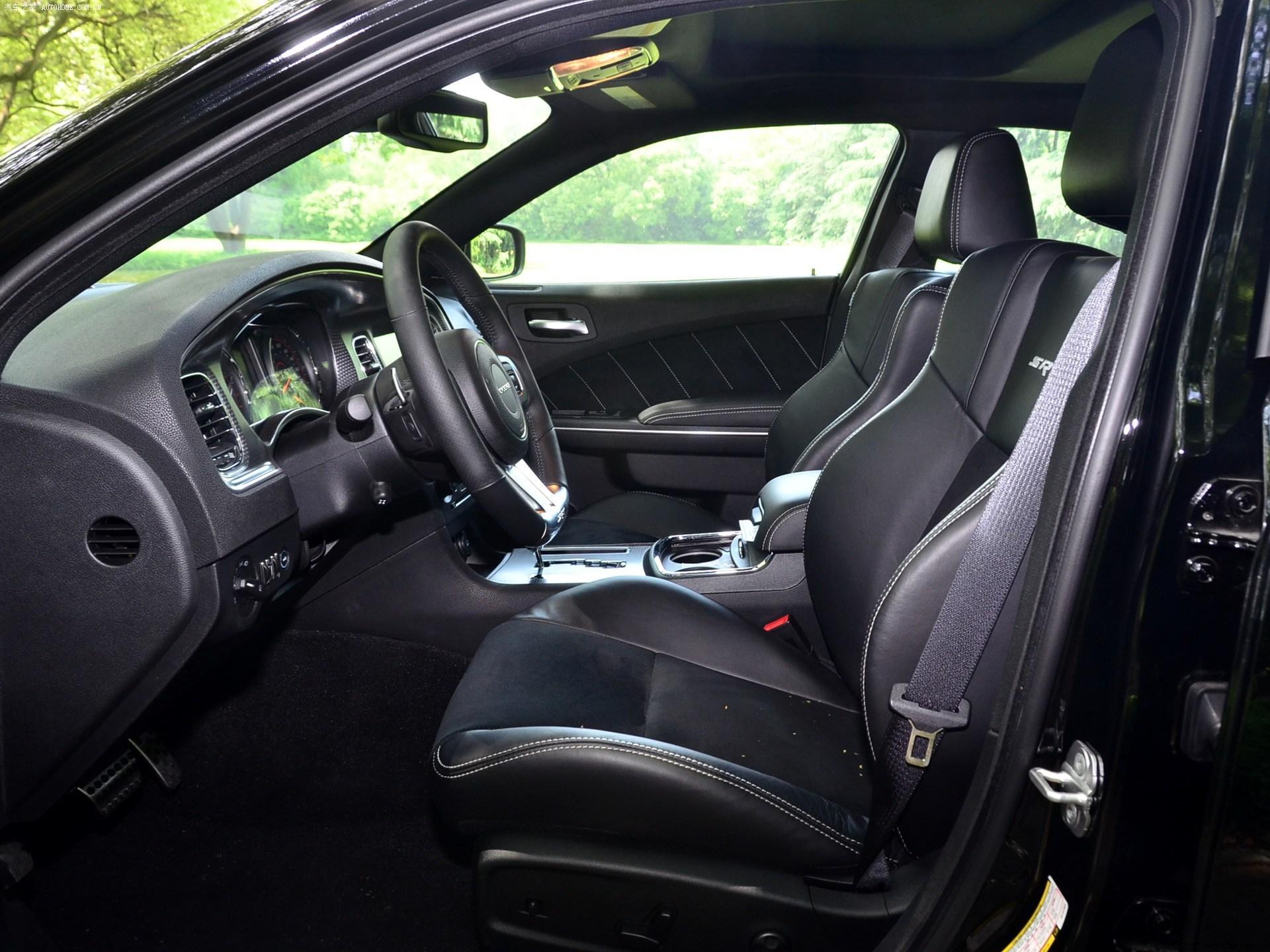 好车分享 Dodge Charger SRT8，这么帅的车已经是15年前的产品了