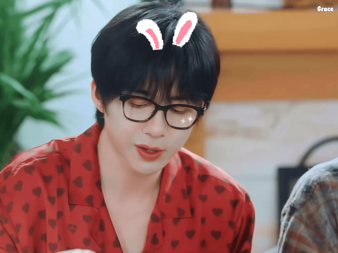 刘宇宁直播  大俠下班了。今天是兔兔營業。🐰刘宇宁
