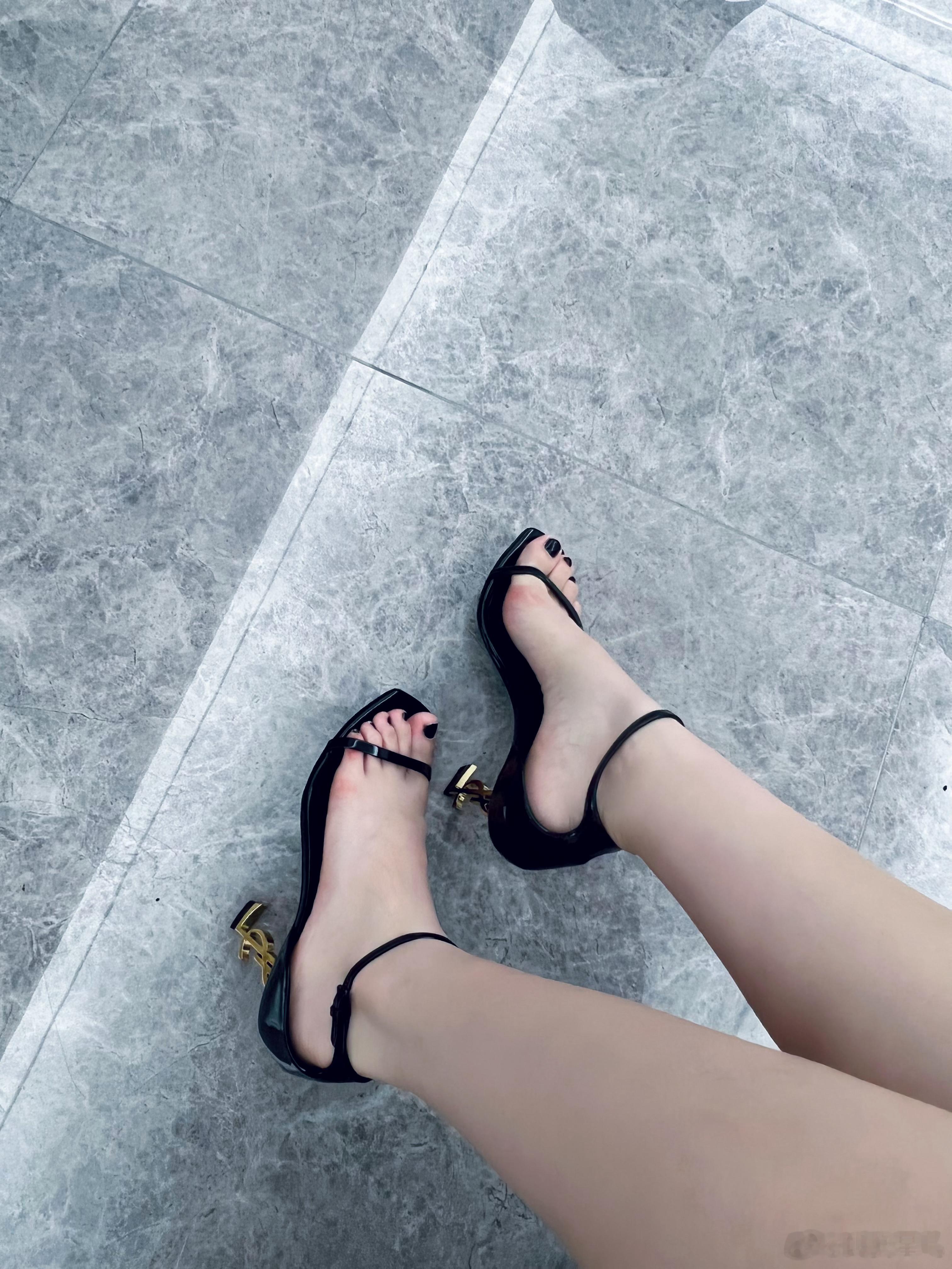 美丽刑具👠姐不穿高跟鞋好多年#美丽刑具# ​​​