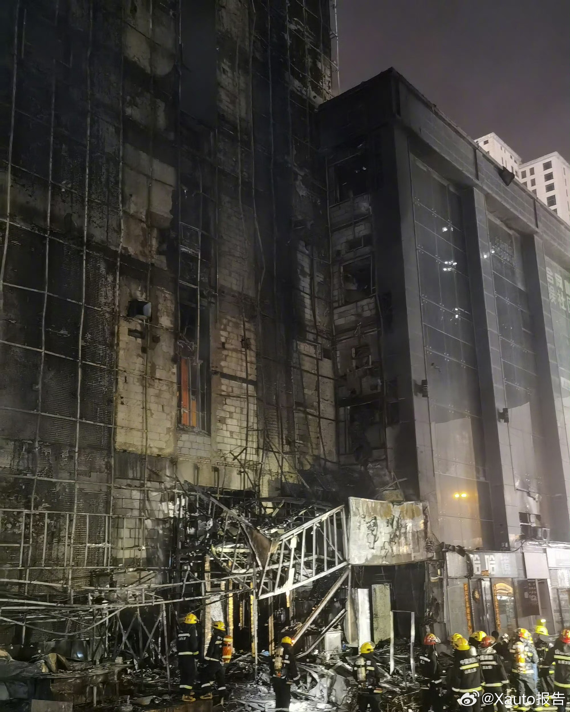 太原火灾3月28日晚，太原小店区一高层建筑突发火灾，致1死25伤（7人重伤），明