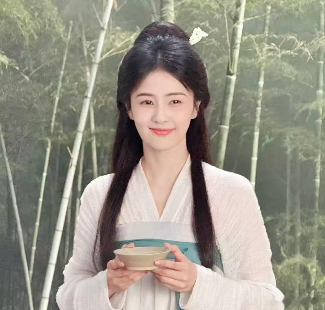 装疯的假疯子吓唬装正常的真疯子莫离你别说，白鹿丞磊真有点不一样的化学反应 