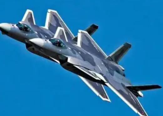 这下，美国完全可以放心了！中国的东风-41、东风21D导弹，以及歼-20战机都是