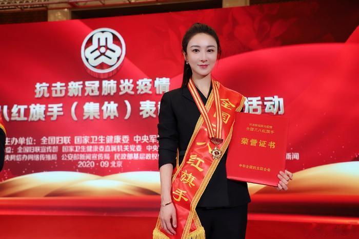 #主播涉赌上亿被斗鱼评为年度十佳#嗯，所以这有什么意外的？我们总说，敌人就在前三