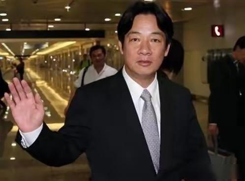 台湾问题争议再起 老账本引新风波 两岸走向何处寻解
最近台湾地区副领导人赖清德说