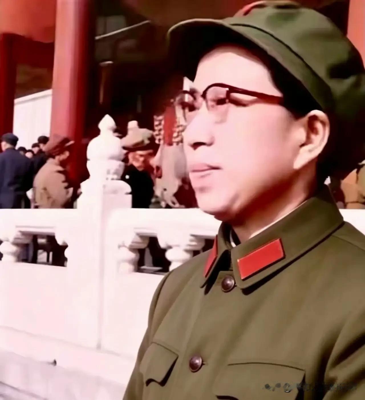 样板戏是歌颂工农兵的！[比心][玫瑰]
样板戏老百姓就是喜欢！样板戏达到了艺术顶