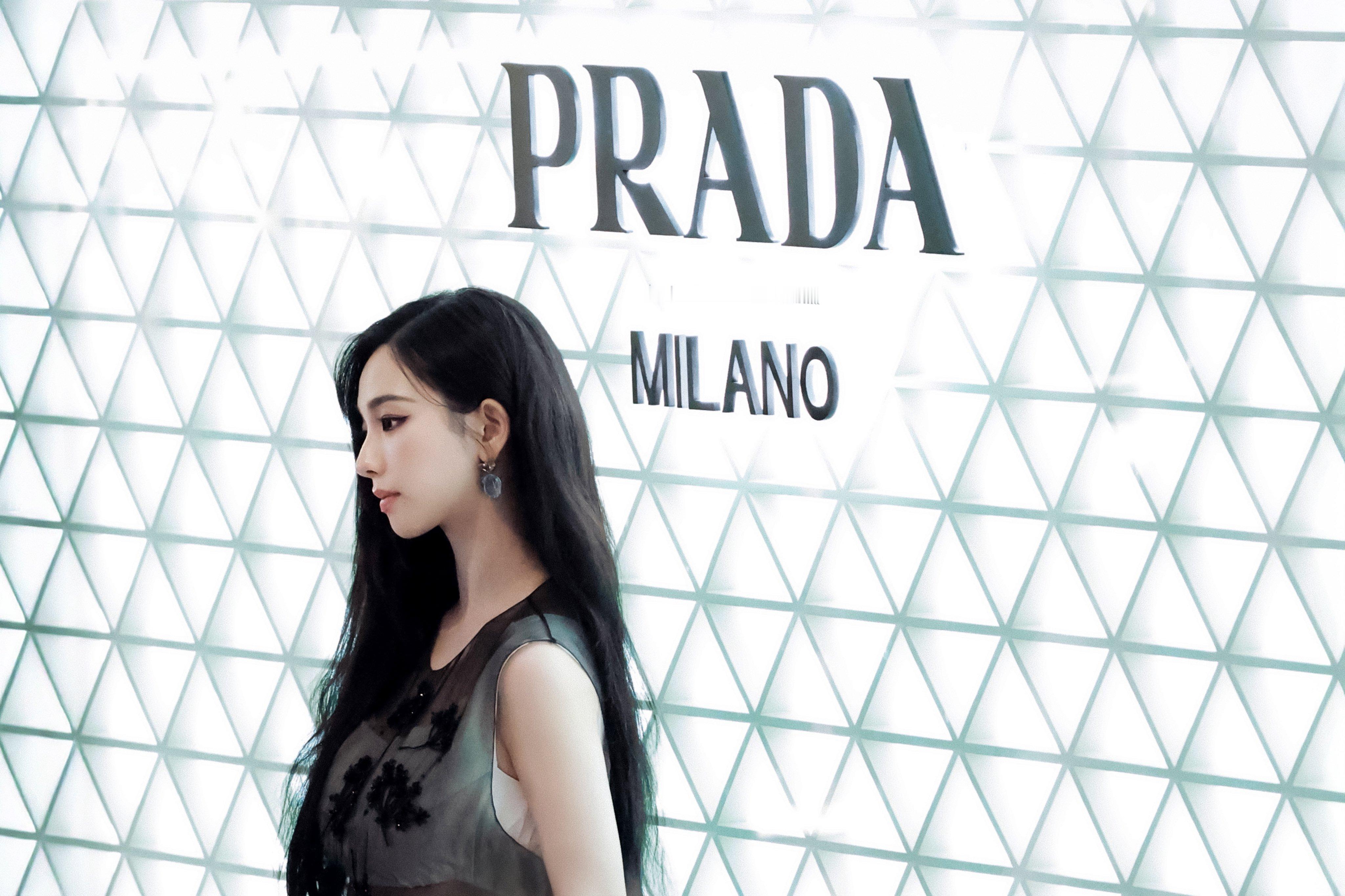 柳智敏⛈️柳智敏Prada全球品牌代言人 260827【高清】Prada新加坡精