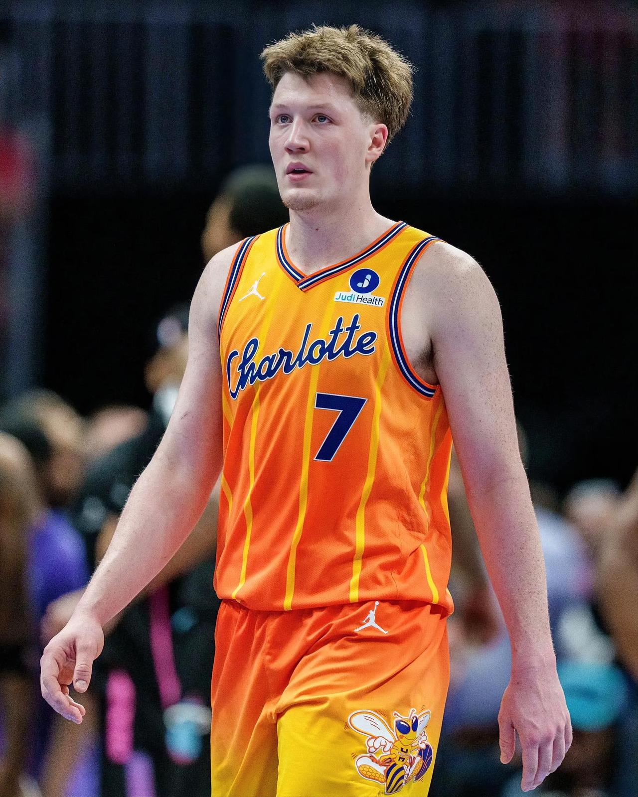 有点尴尬，黄蜂117-86大胜篮网，这2位核心球员却表现很糟糕！
1. 克尼佩尔