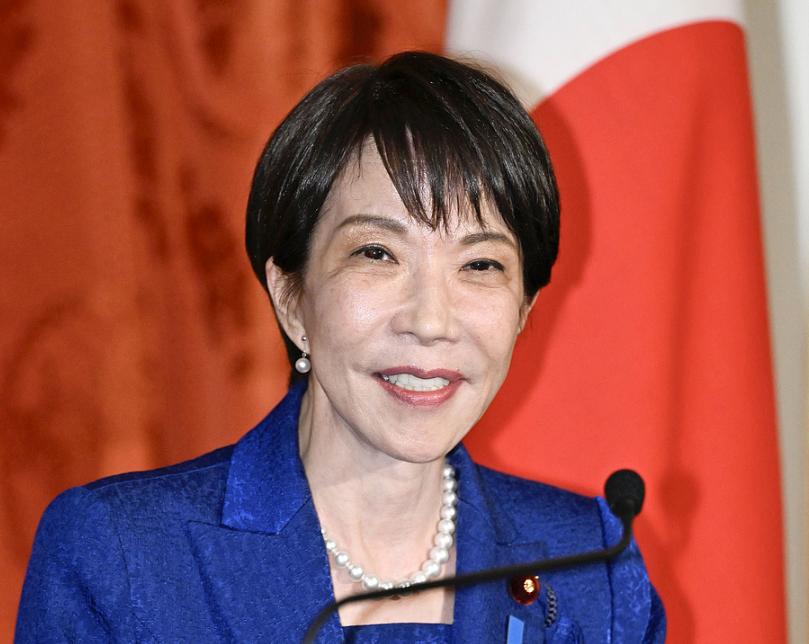 高市早苗的身体出了大问题，政府不少事都没法正常推进，另一边石油进口被卡住，全国上