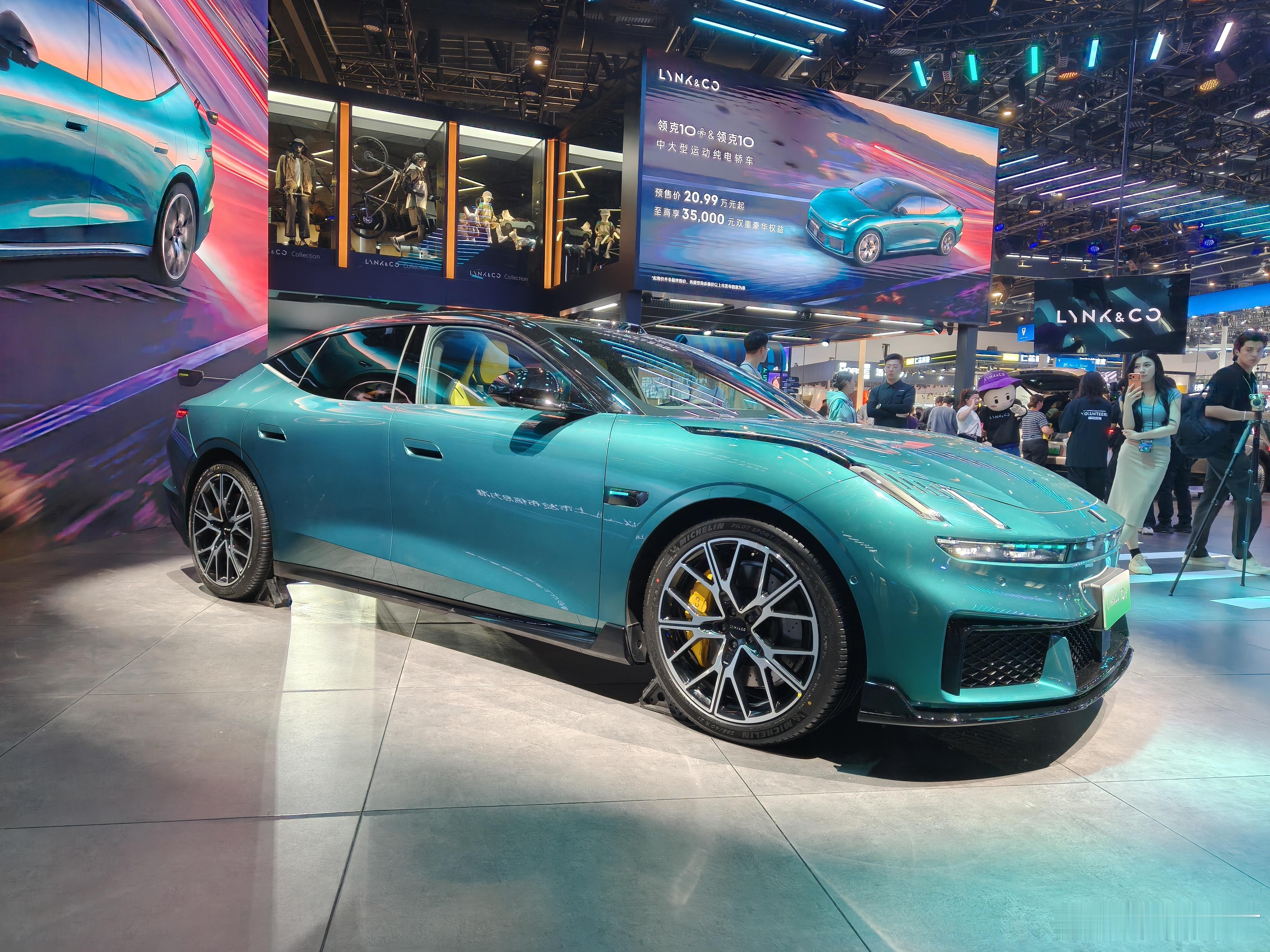 看完车展你更想买车了吗38万平米的展馆面积，1451台展出车辆，其中181台首发