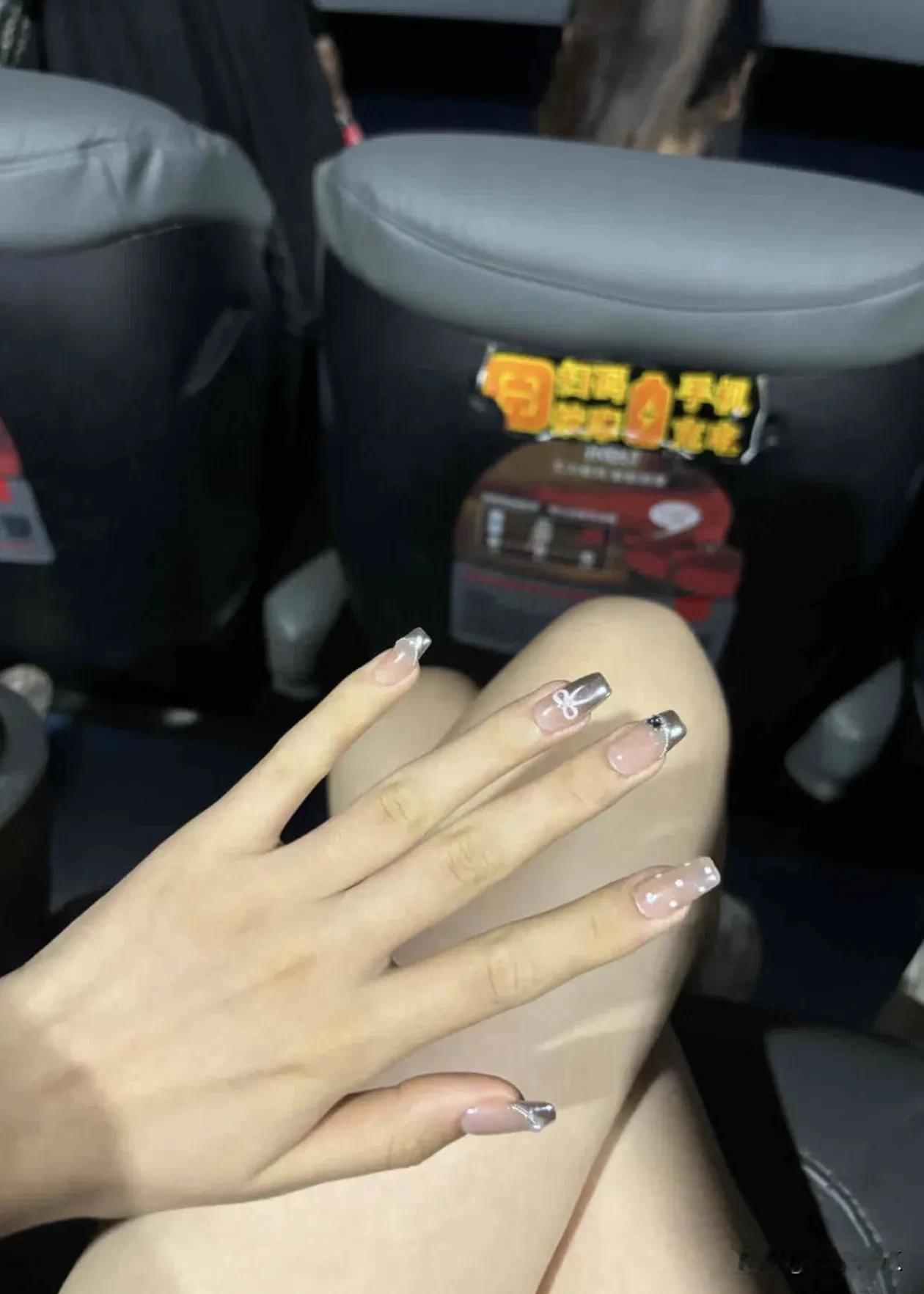 看电影的手