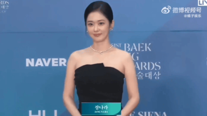 张娜拉陪跑姐姐演技没得说 下次拿奖拿到手软的那种！ ​​​