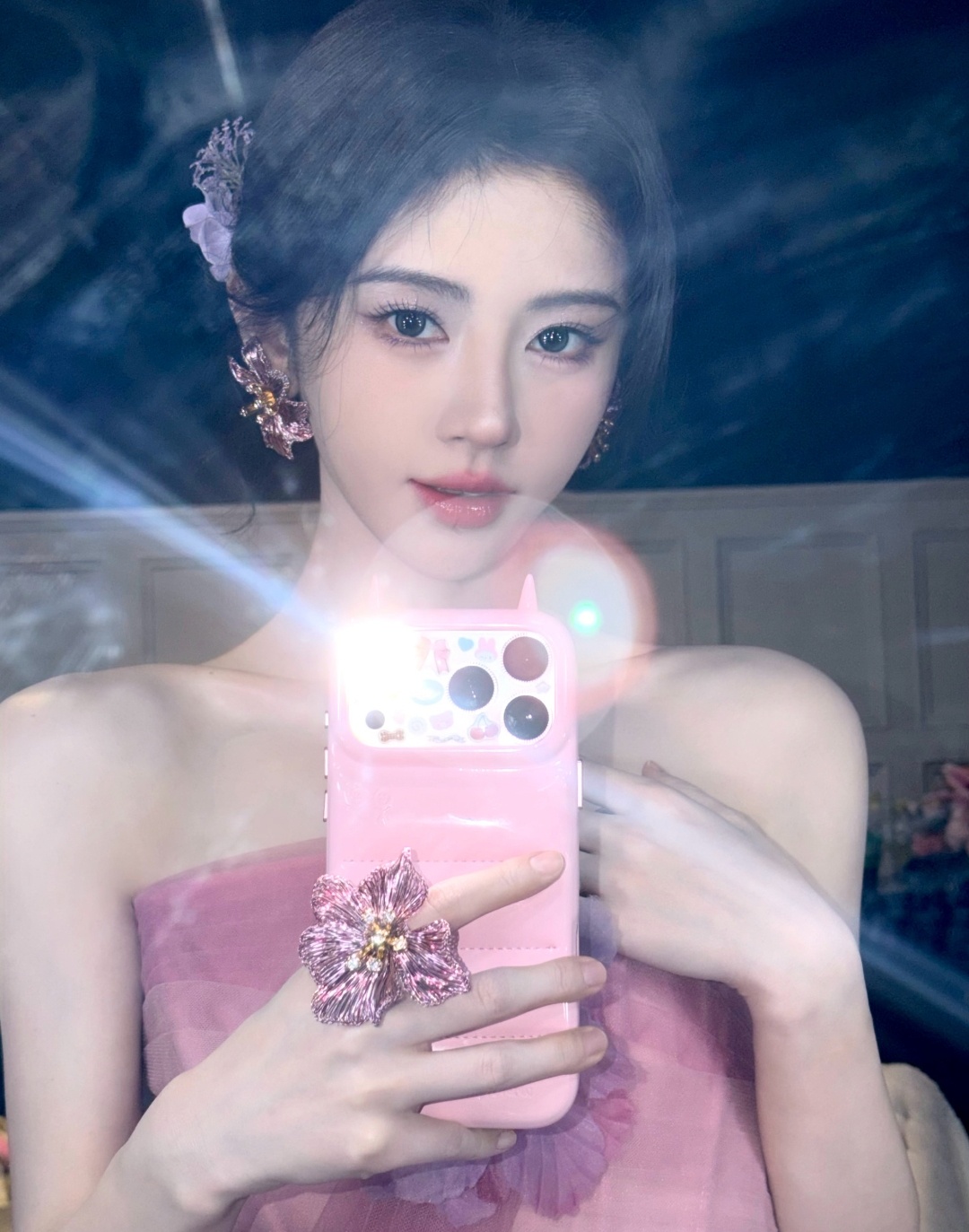jjy鞠婧祎苏绿夏 jjy鞠婧祎万花世界 “我们一定是一起并肩作战的。”
