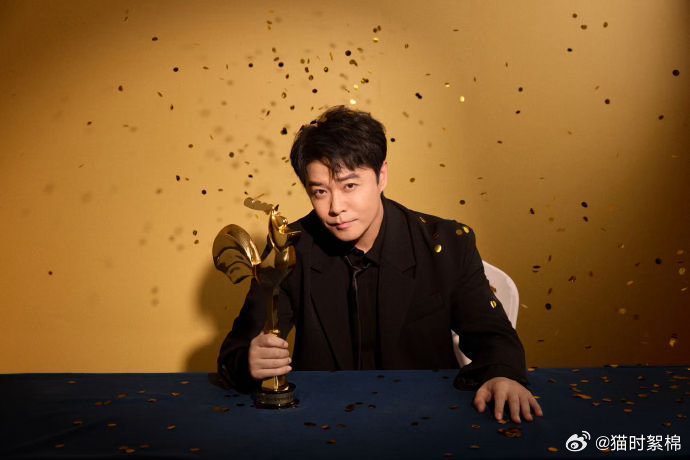 陈思诚说回望来路才更有底气向前 恭喜陈思诚！《唐探1900》荣获CMG中国电影盛