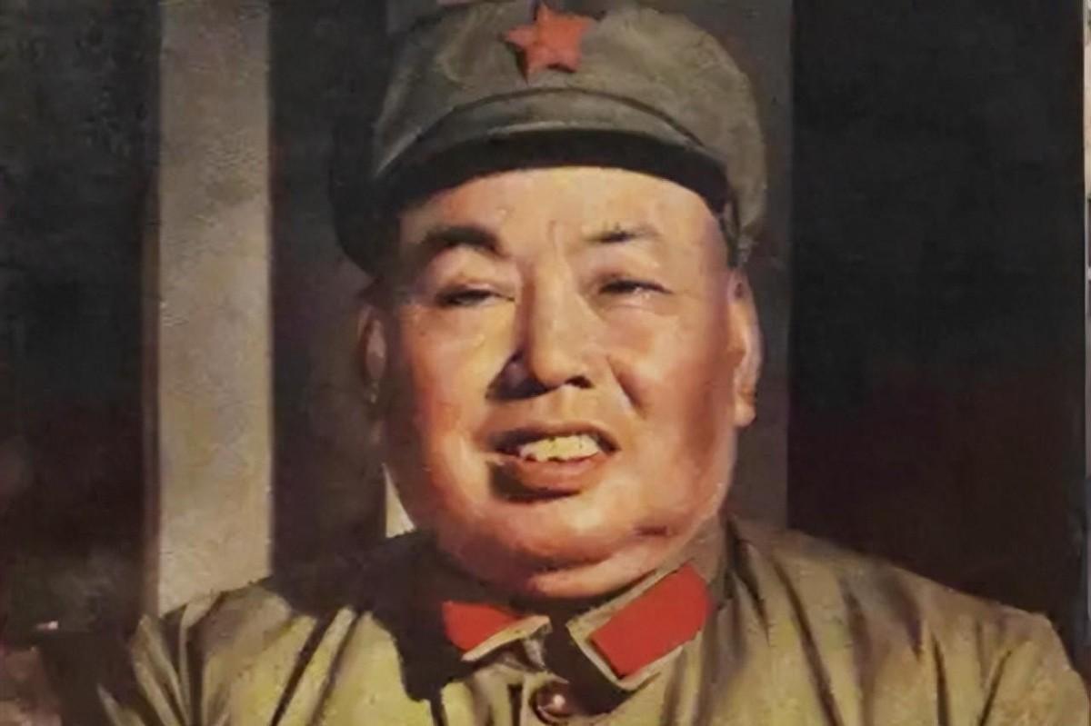 许世友回大别山探亲，为何特意向军区申请整整四十三辆吉普车，有什么特别的用意吗？
