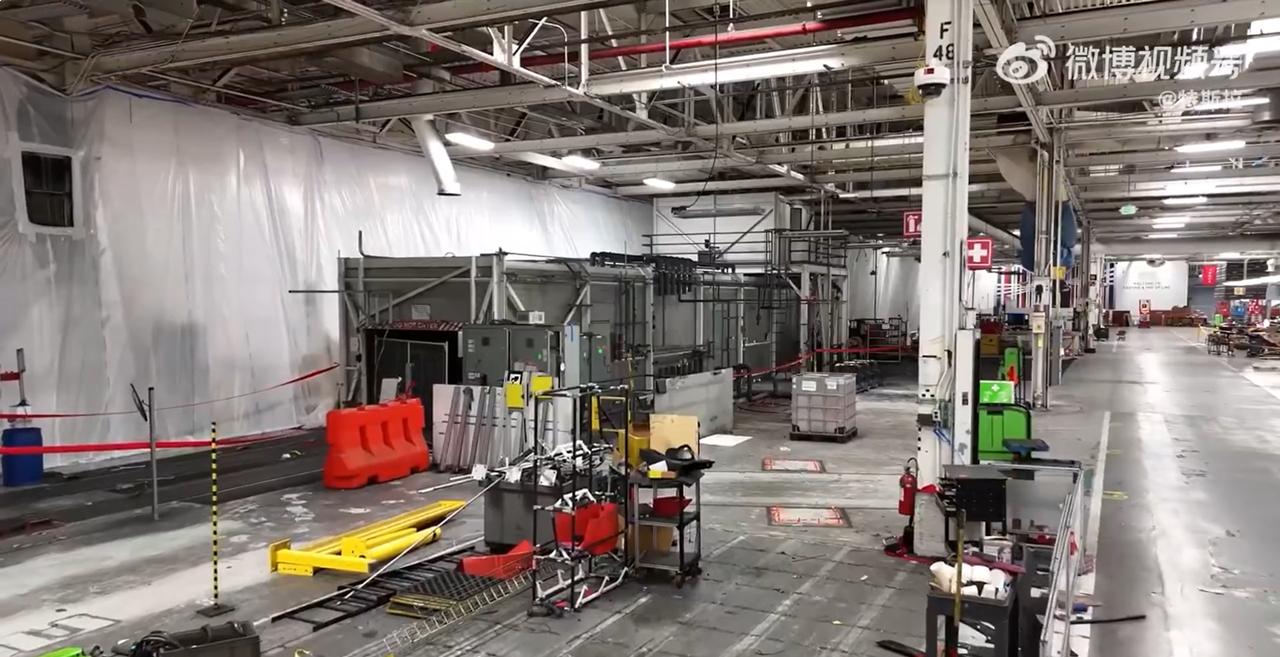 开拆重建，特斯拉初代Model S和Model X生产线完成退役，用时46天，两