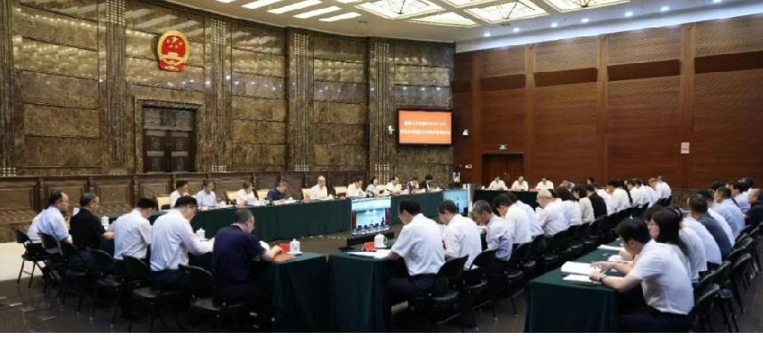 最高法重磅发文！全面规范司法权力运行，人情案、关系案、金钱案将彻底整治
 
近日