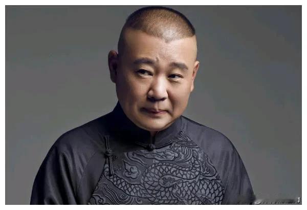 7月9日，著名相声表演艺术家杨少华去世，广大相声爱好者沉浸在一片悲痛之中。
围绕