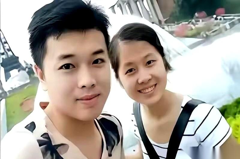 亲妈跪下求女婿：拔管吧，别救了。
这得多绝望啊。
女儿成了植物人，花钱就是无底洞