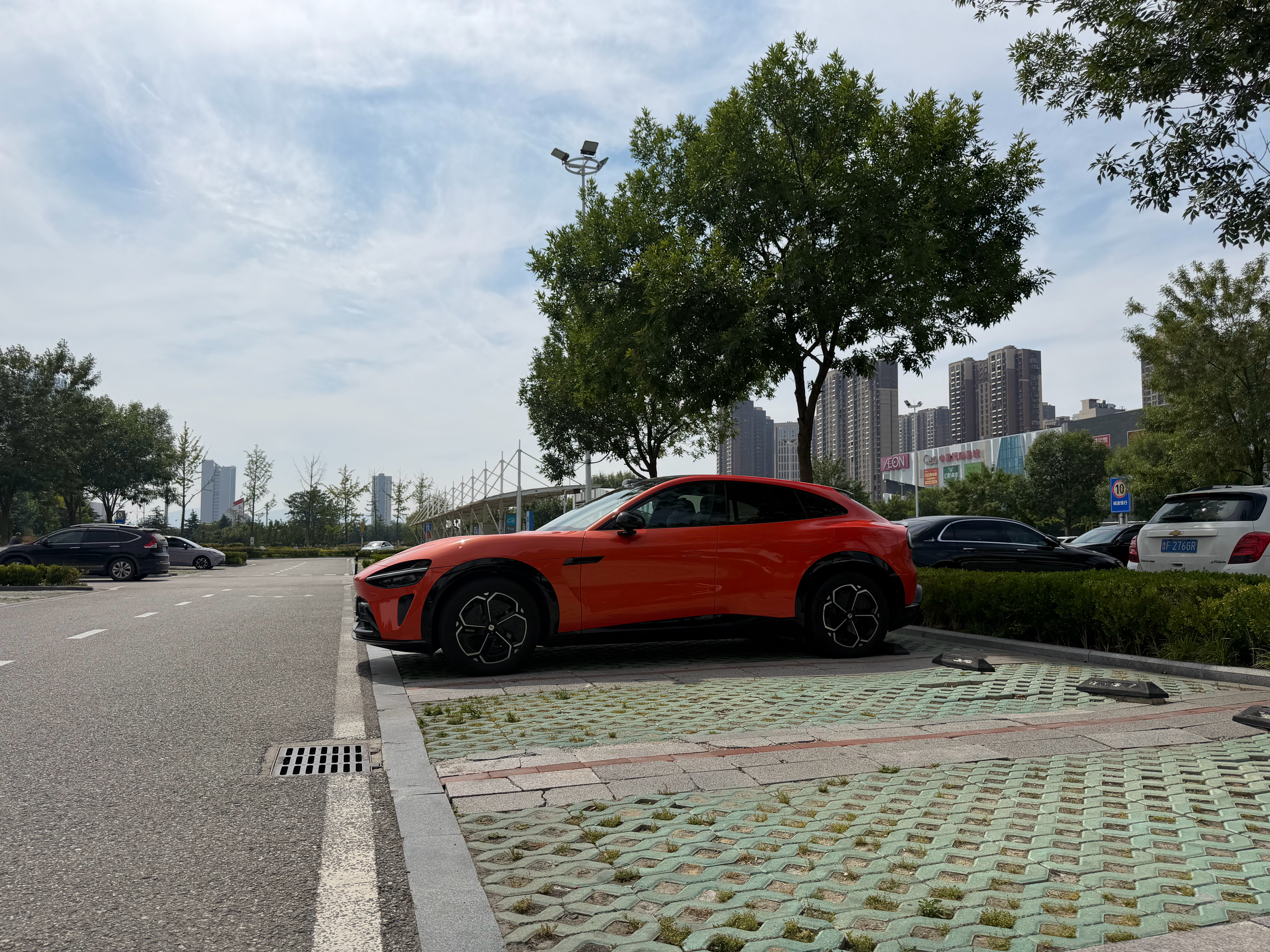 她今天好美小米yu7