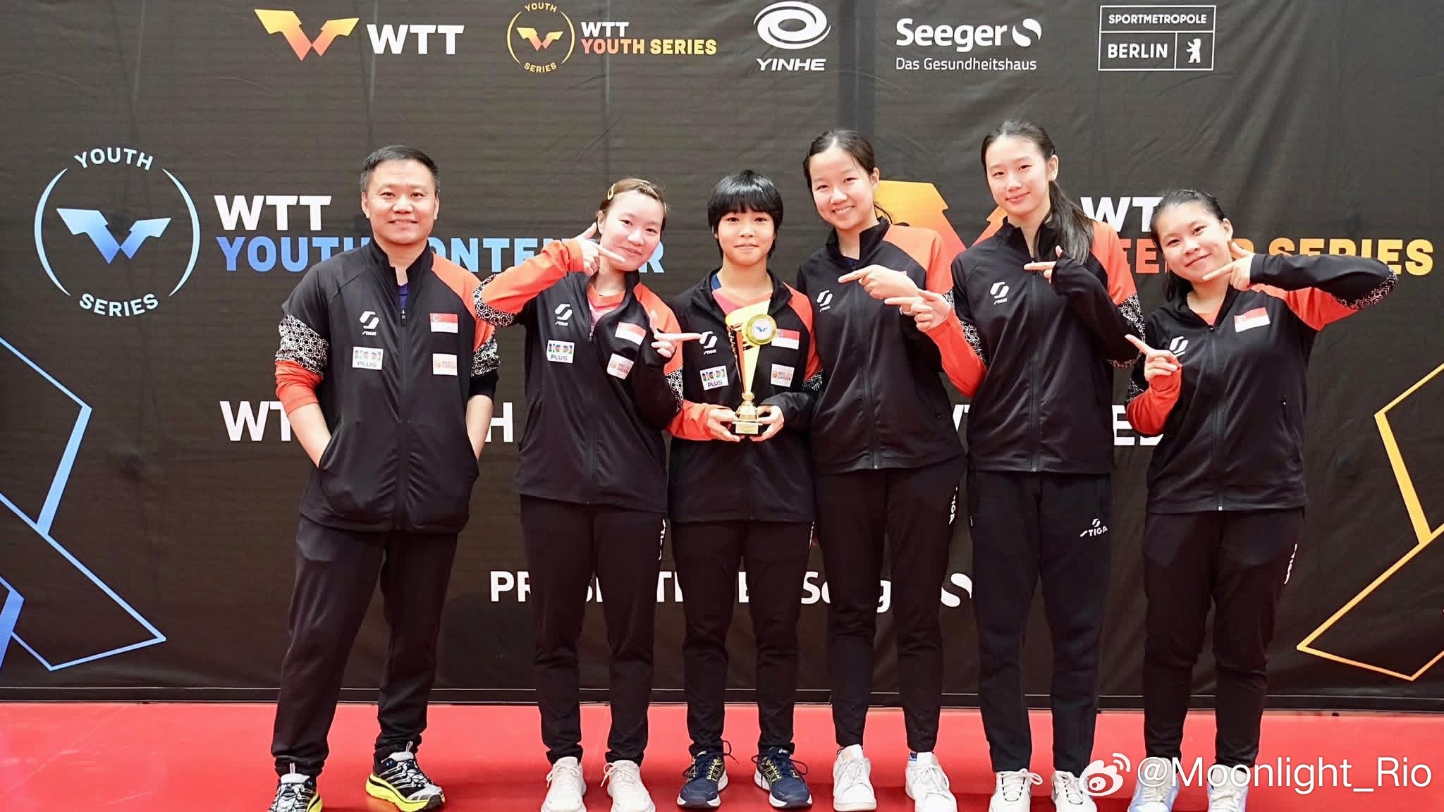 黎明映在德国斩获今年首个WTT领奖台成绩，夺得U17女单亚军 