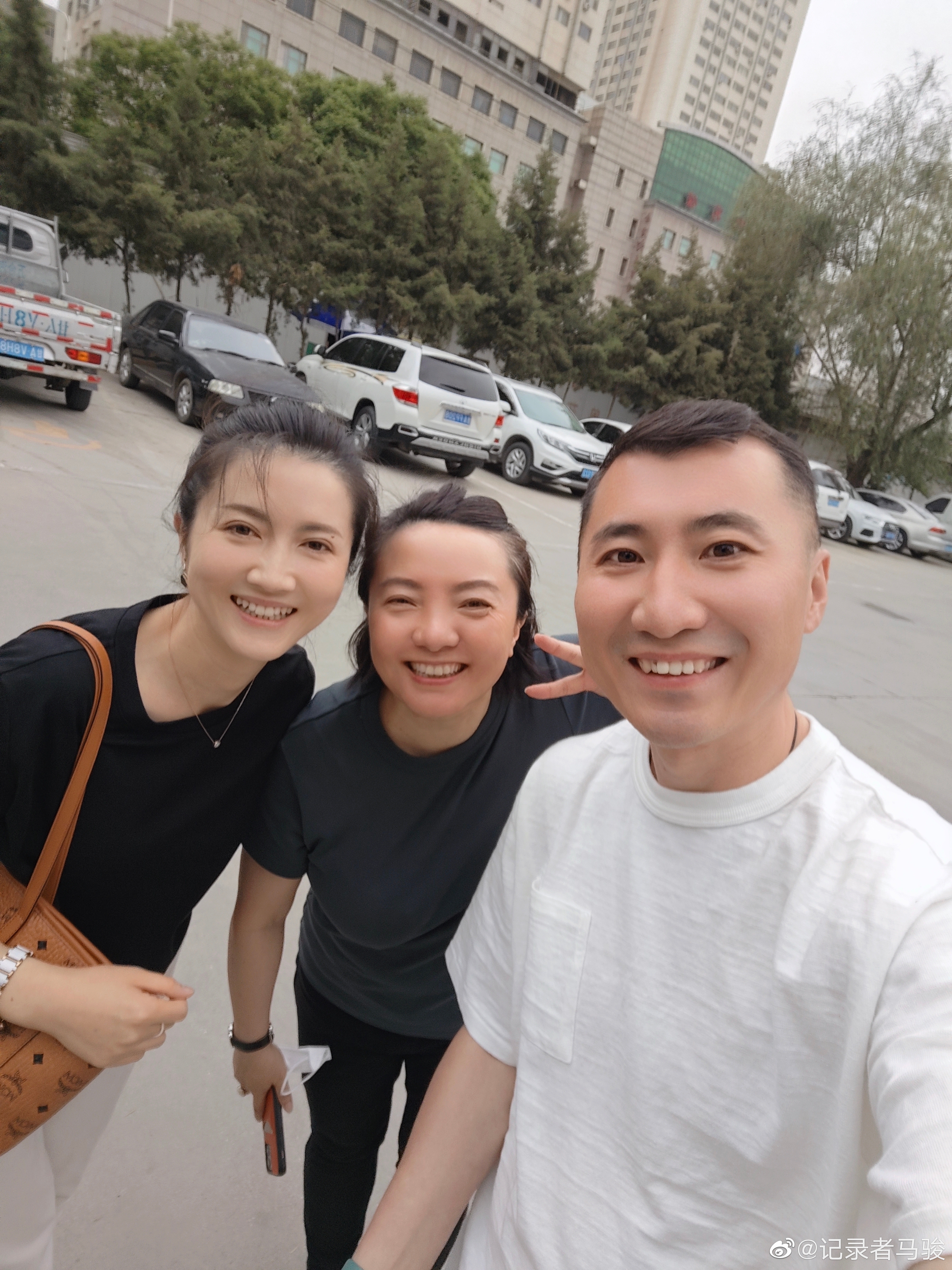 热烈欢迎🐯老师~~~~~~ ​​​