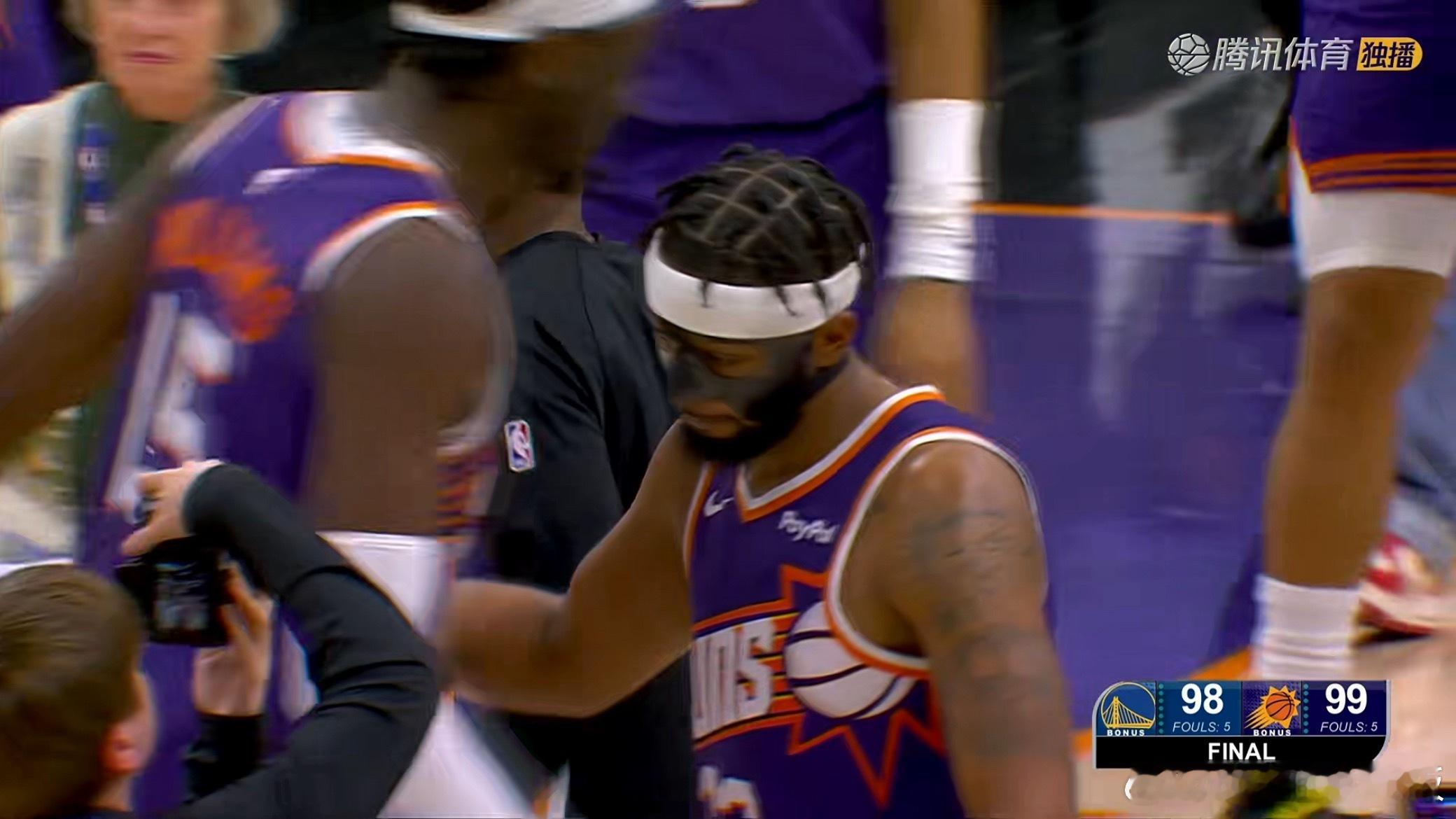 太阳99-98战胜勇士，勇士遭遇三连败。巴特勒31分，库里14中3得到15分；布