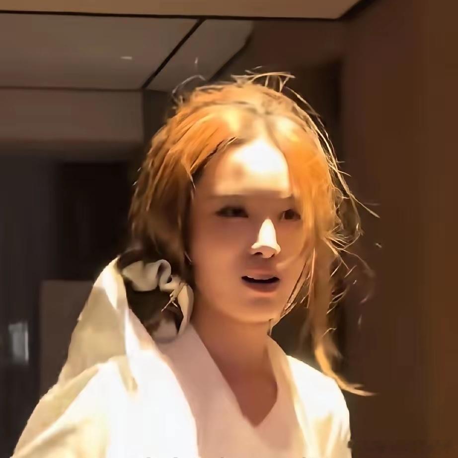 28岁的徐艺洋只要不塌房，她演不演戏已经无所谓了，因为她最大的优势，不是唱歌跳舞