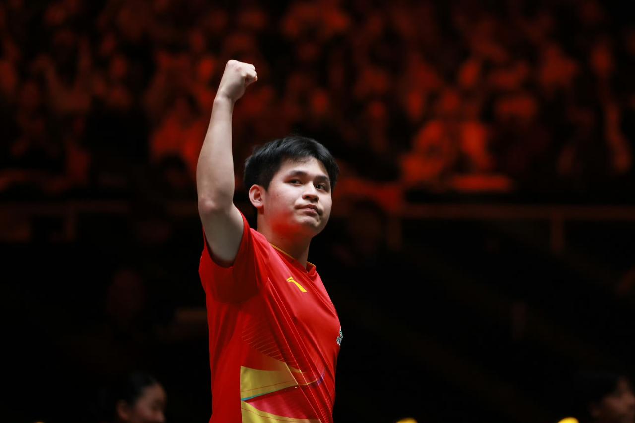 新的比赛不但开始了，
还让林诗栋复出出战，
国乒22人出战。

小将居多，
外协