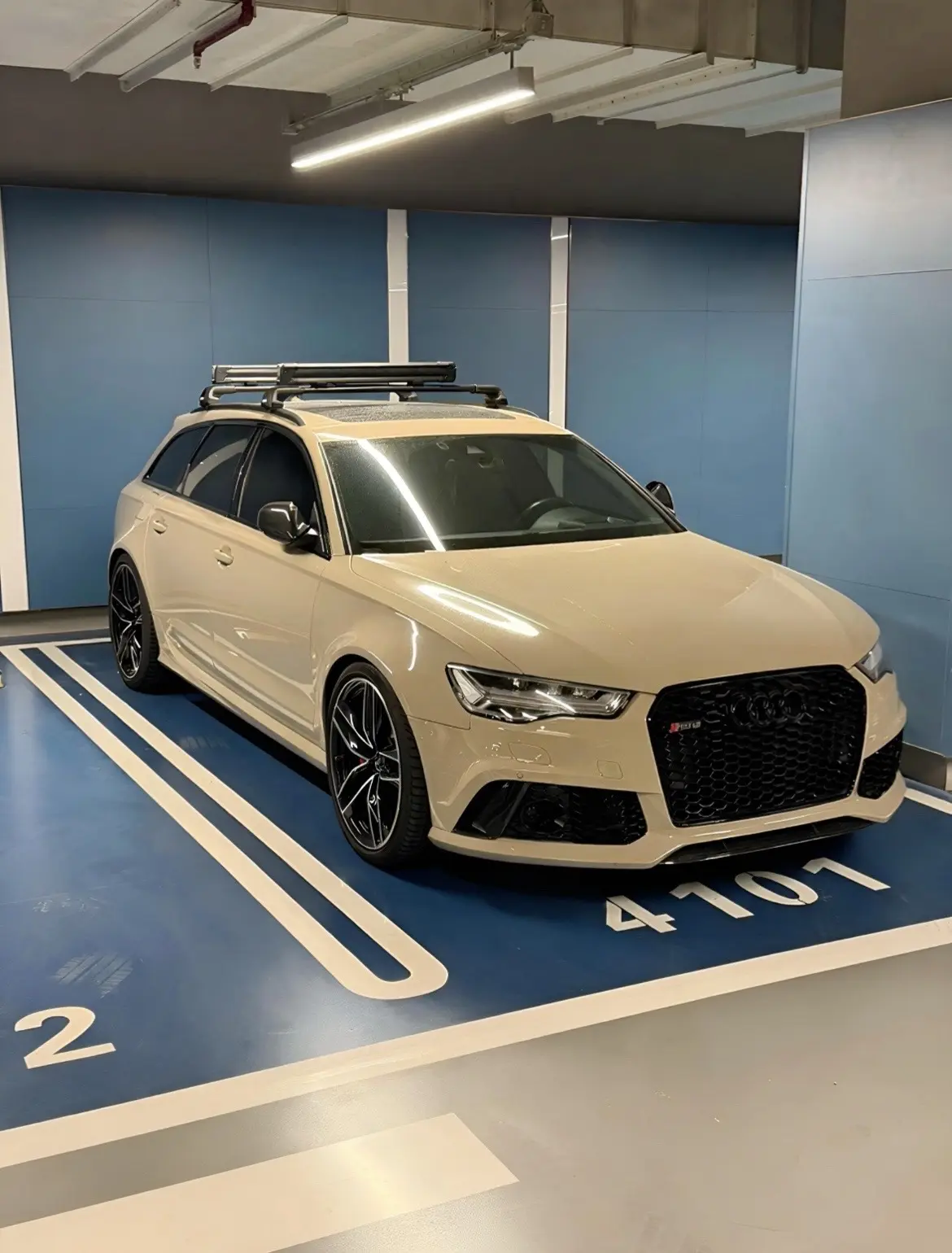 “新款的出了又出，旧款依旧这么耐看”