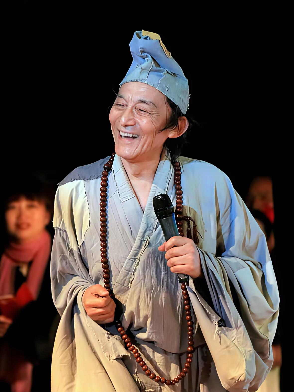 93岁济公走了！跑30年龙套的他，才是真的活明白了

游本昌老爷子今天凌晨在北京