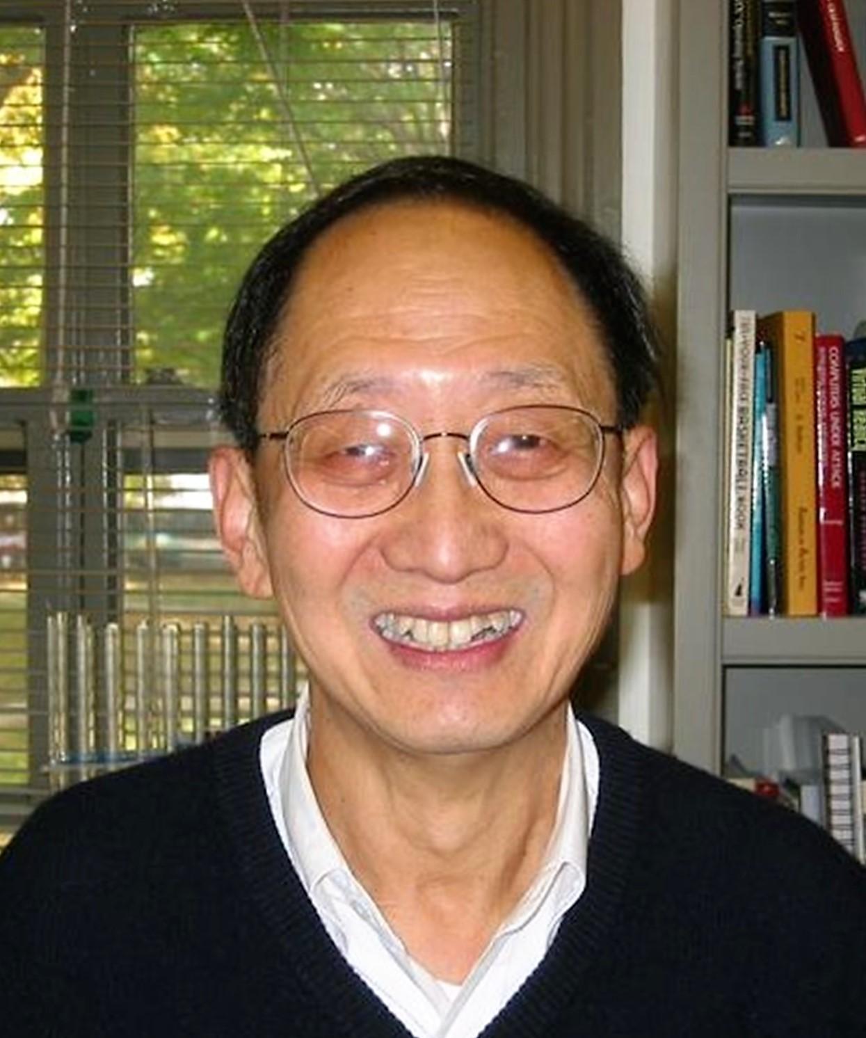 主持人，杨澜，说起科学家崔琦，十分动容，感慨万千地说，他对于自己获得诺奖的事，毫