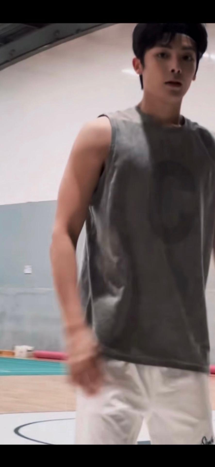 侯明昊 女友视角感觉至上