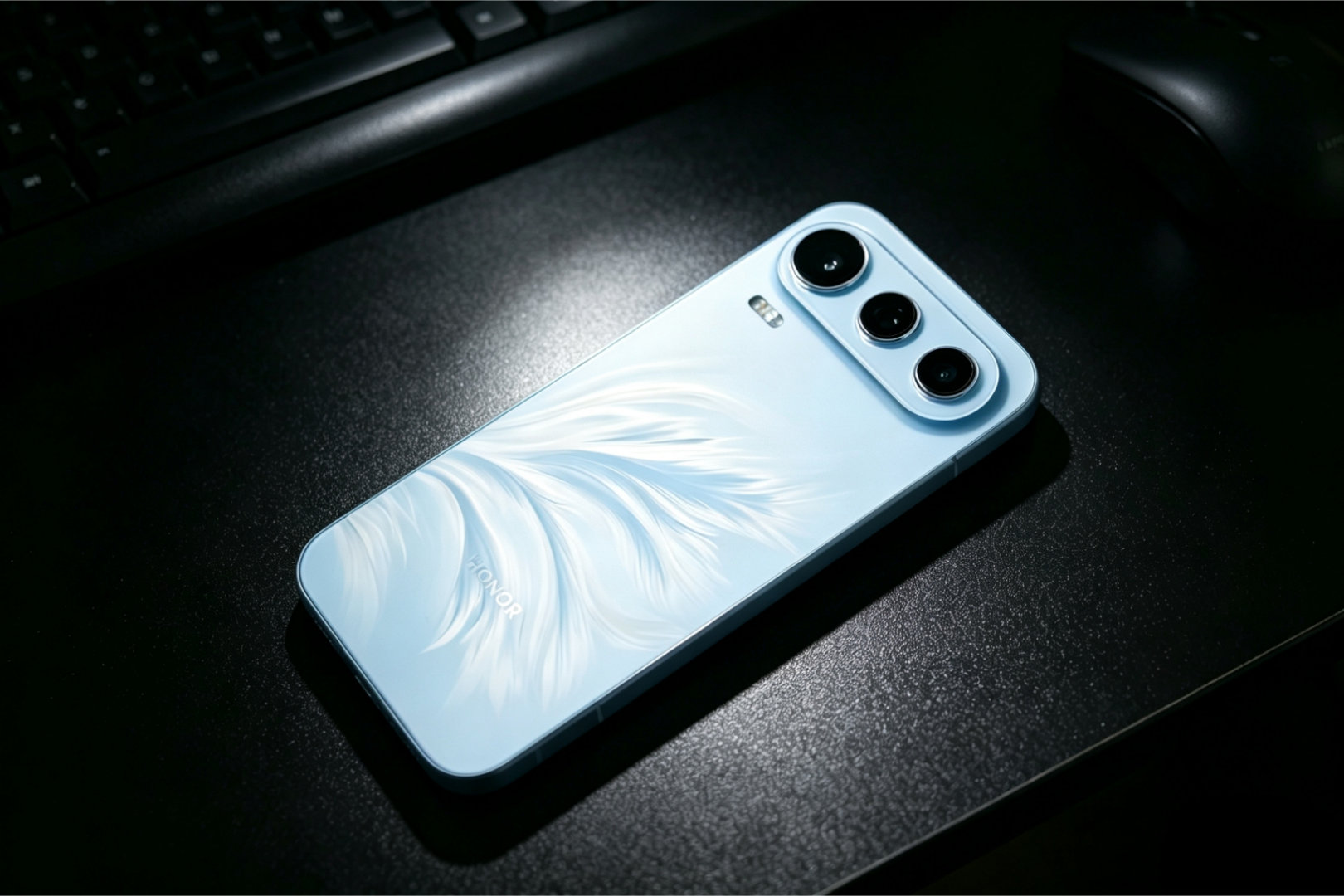 iPhone18Pro无缘钛金属我觉得苹果要多做些颜值性的设计，像荣耀600 系