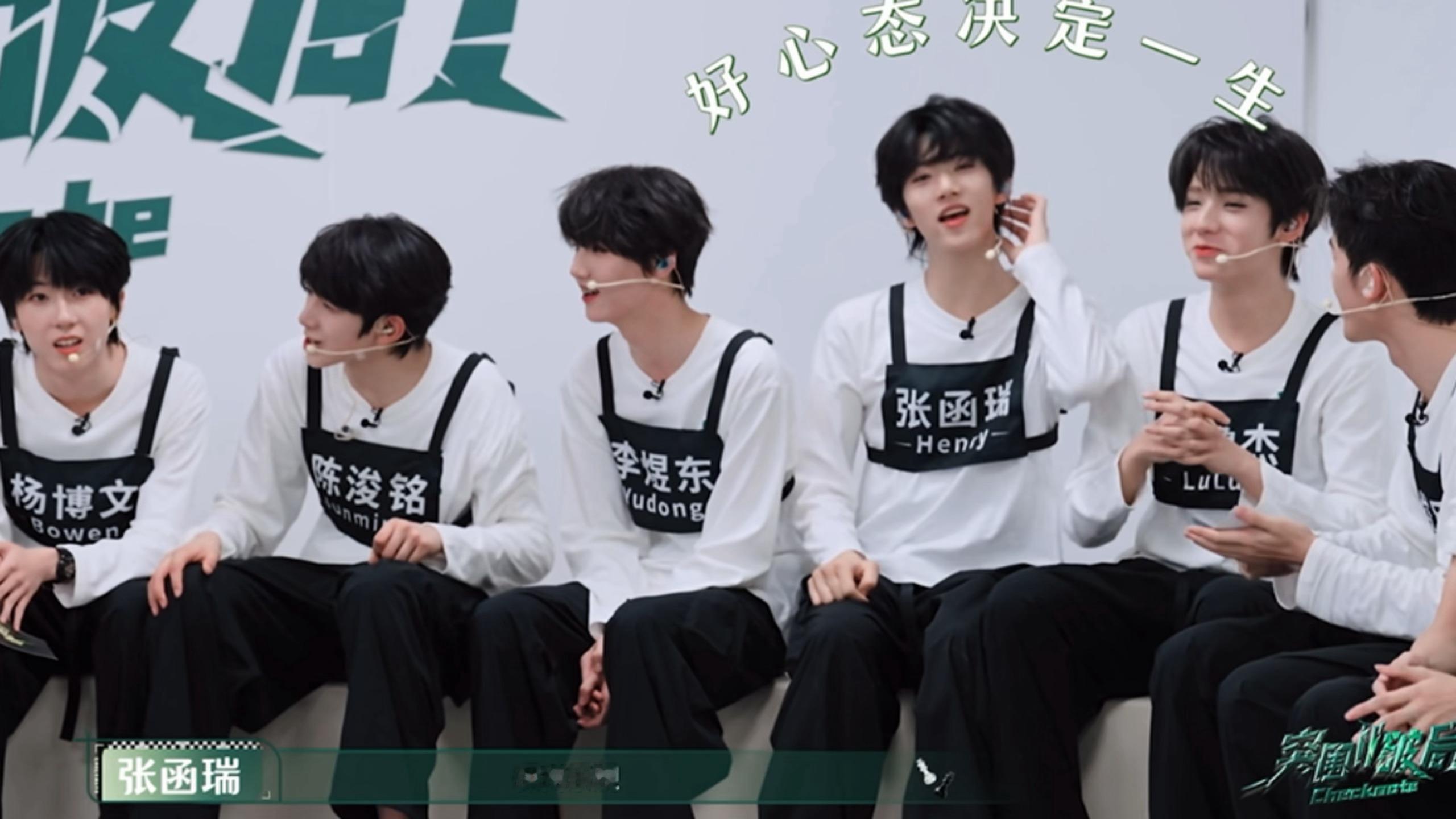 “保持乐观！”宝宝真的很棒！自信乐观的状态非常非常好！你已经做得很好了！就这样！