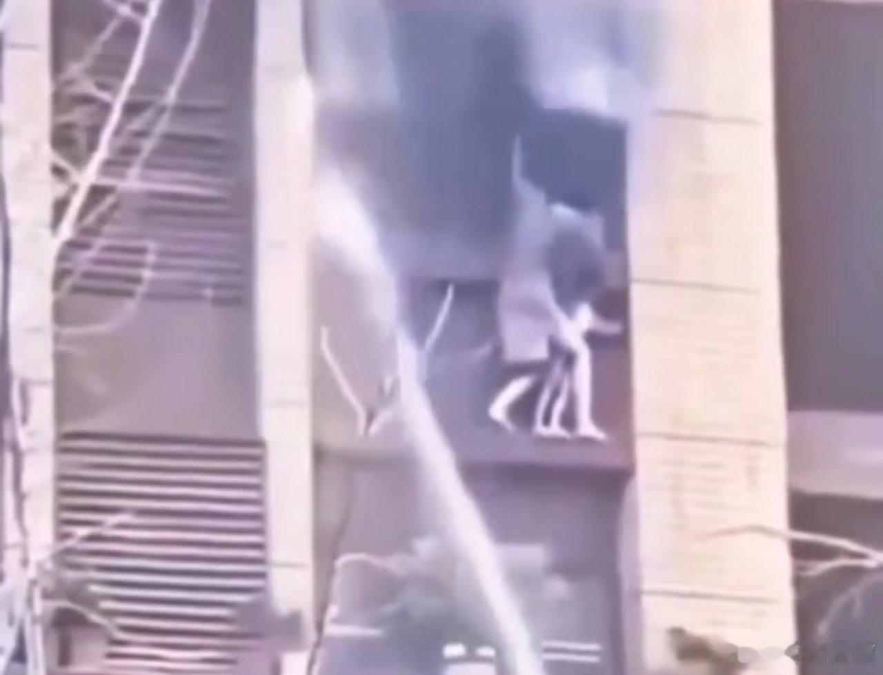 消防员 劳务派遣连云港母女 蒸汽烫人 以前是物业不专业，保安不专业，现在连他们都
