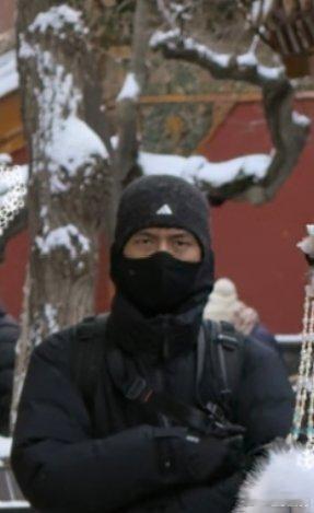 李现 故宫刺客这眼神像宫里的刺客，别说话不然刀了你的！ 