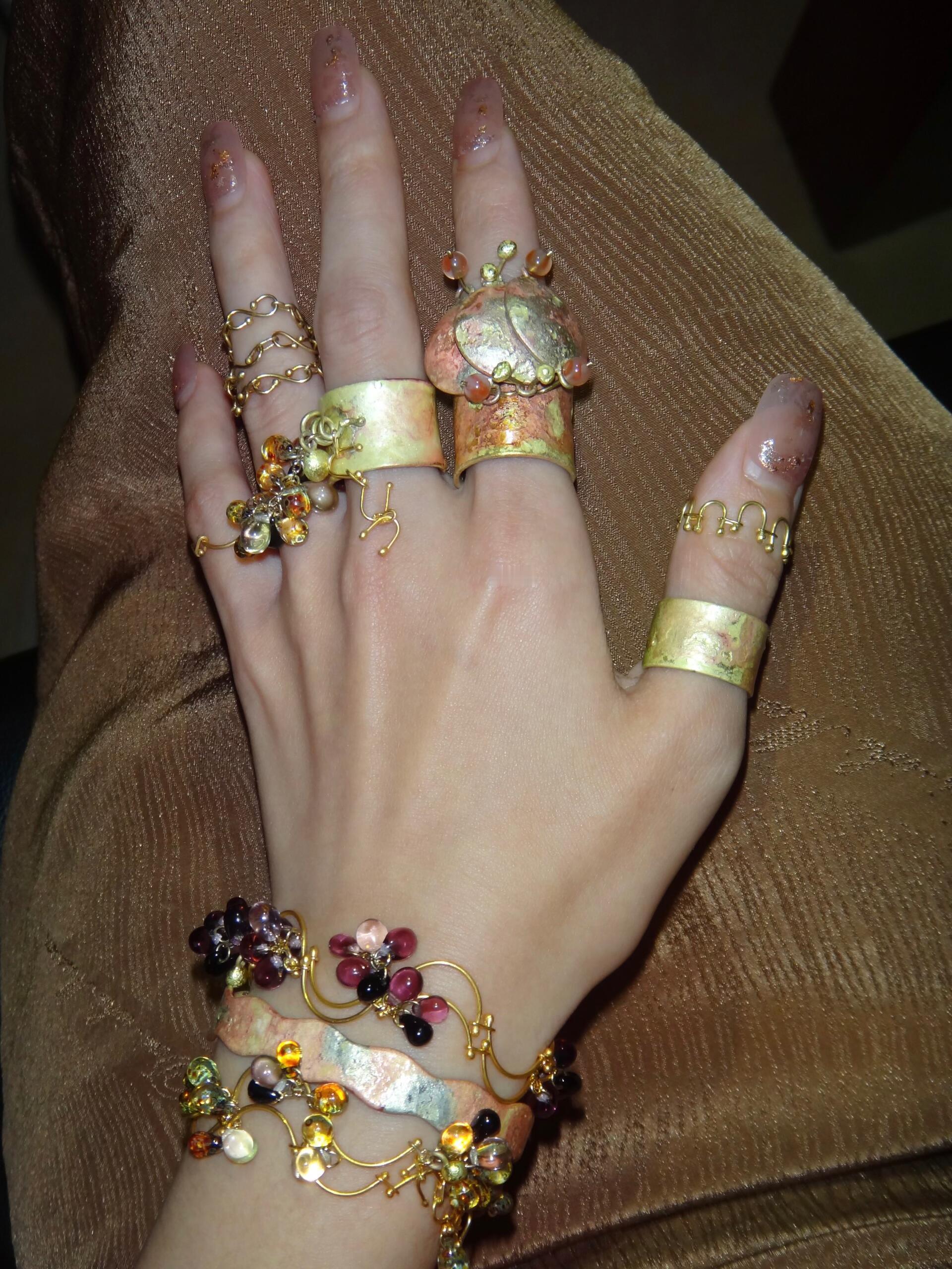 也会喜欢一些极繁主义🍇⚜️🍠：somethingold 