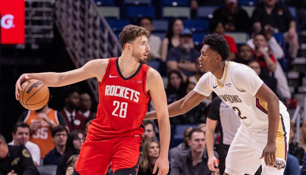 别再叫他“小约基奇”了——这可能是火箭重建路上最危险的错觉。
对阵爵士最后30秒