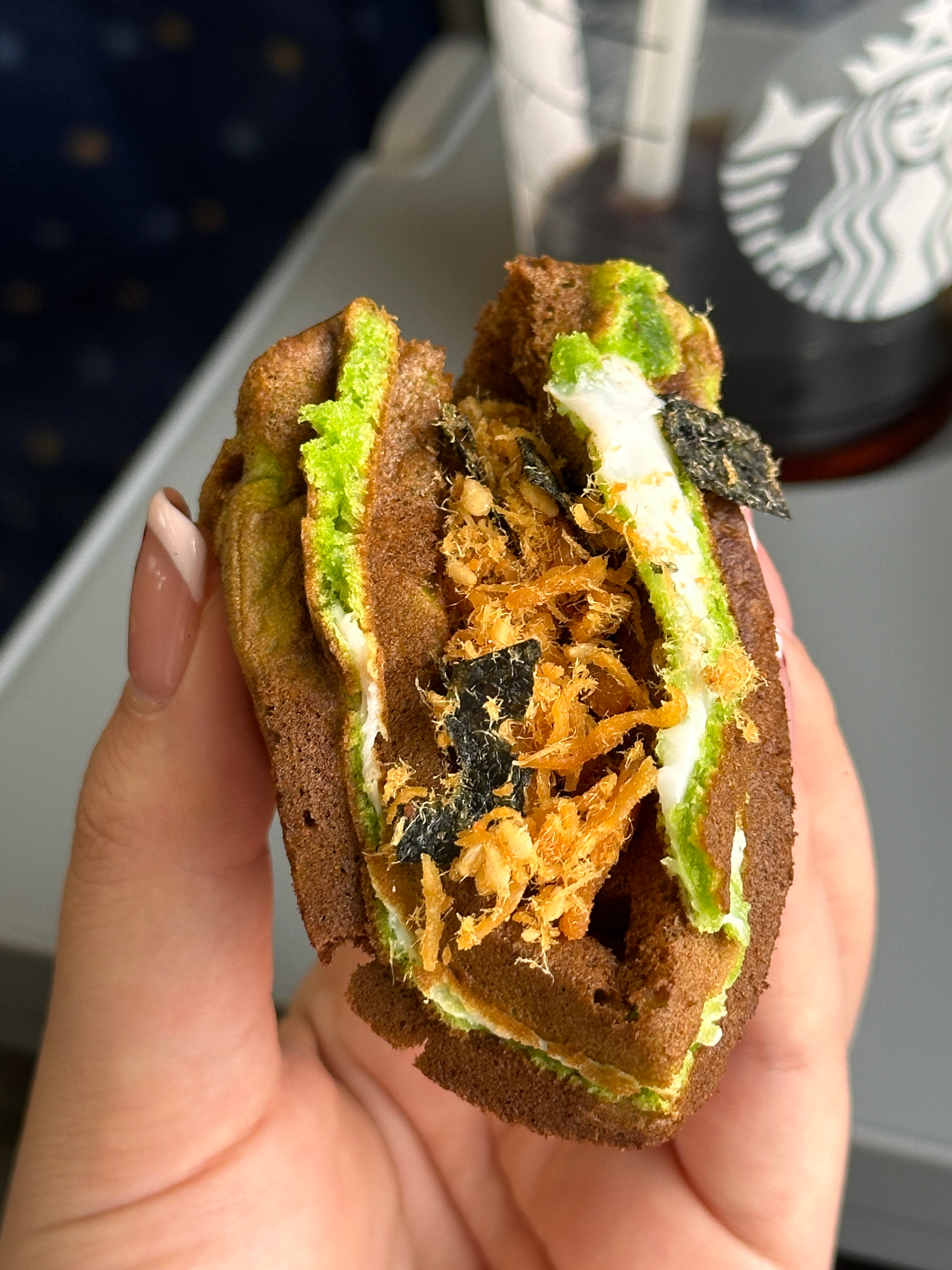 娘惹囡的斑斓麻薯华夫🐒7️⃣！！在家快递费10r 回学校就要28！赶紧买了[苦