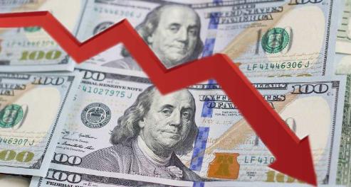 现在咱们面临的最大问题，不是台湾问题，也不是咱们与美国的问题，更不是中日冲突，而