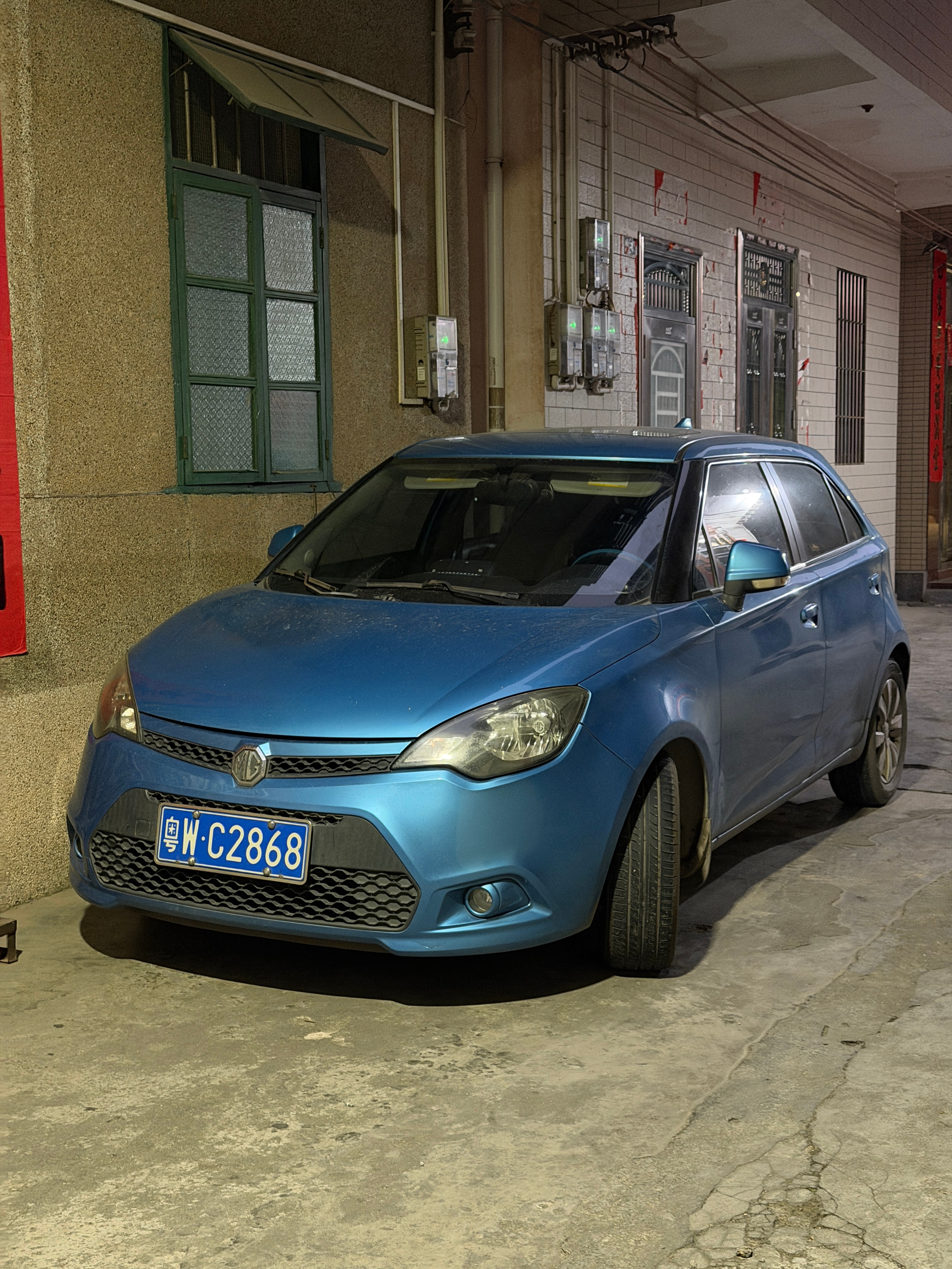 一早出来给我们家乡罗定拍摄“宣传片”汽场全开罗定