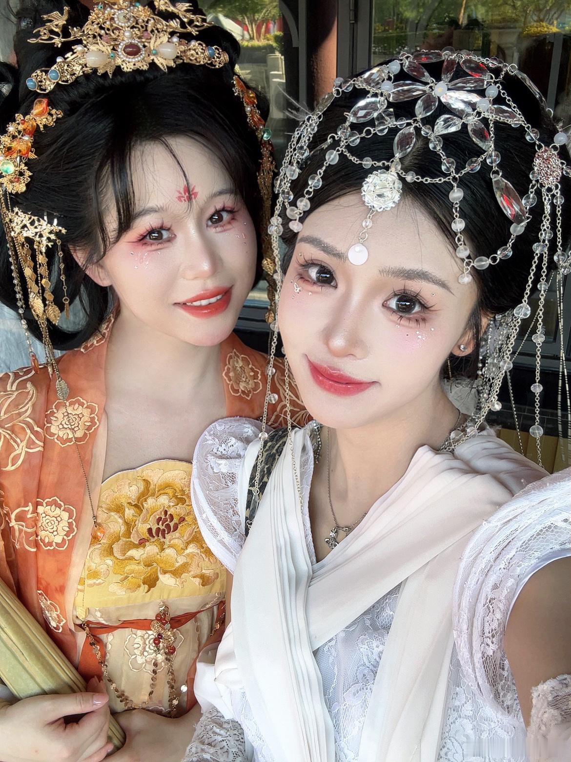 重生之我在西安跟杨幂合影  ​​​